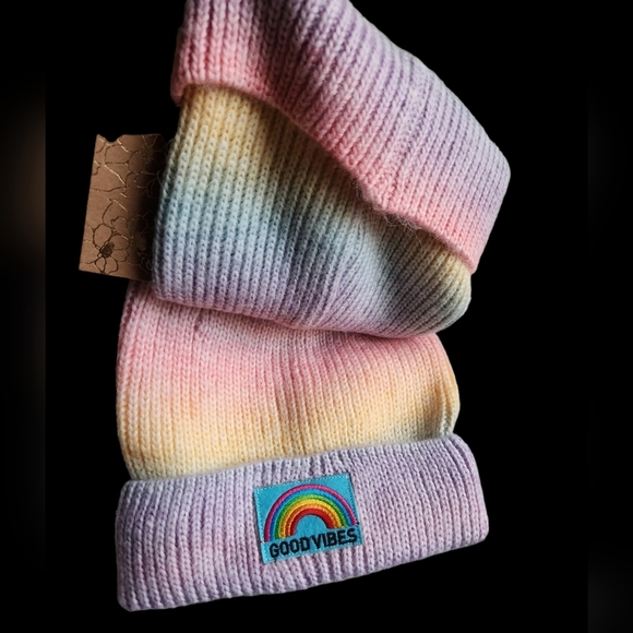 Mommy&Me Beanie set, nwt, - Picture 2 of 5